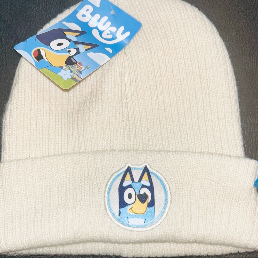 💙🤍Bluey Kids Cream Beanie Hat 2 Piece Hat Set💙🤍